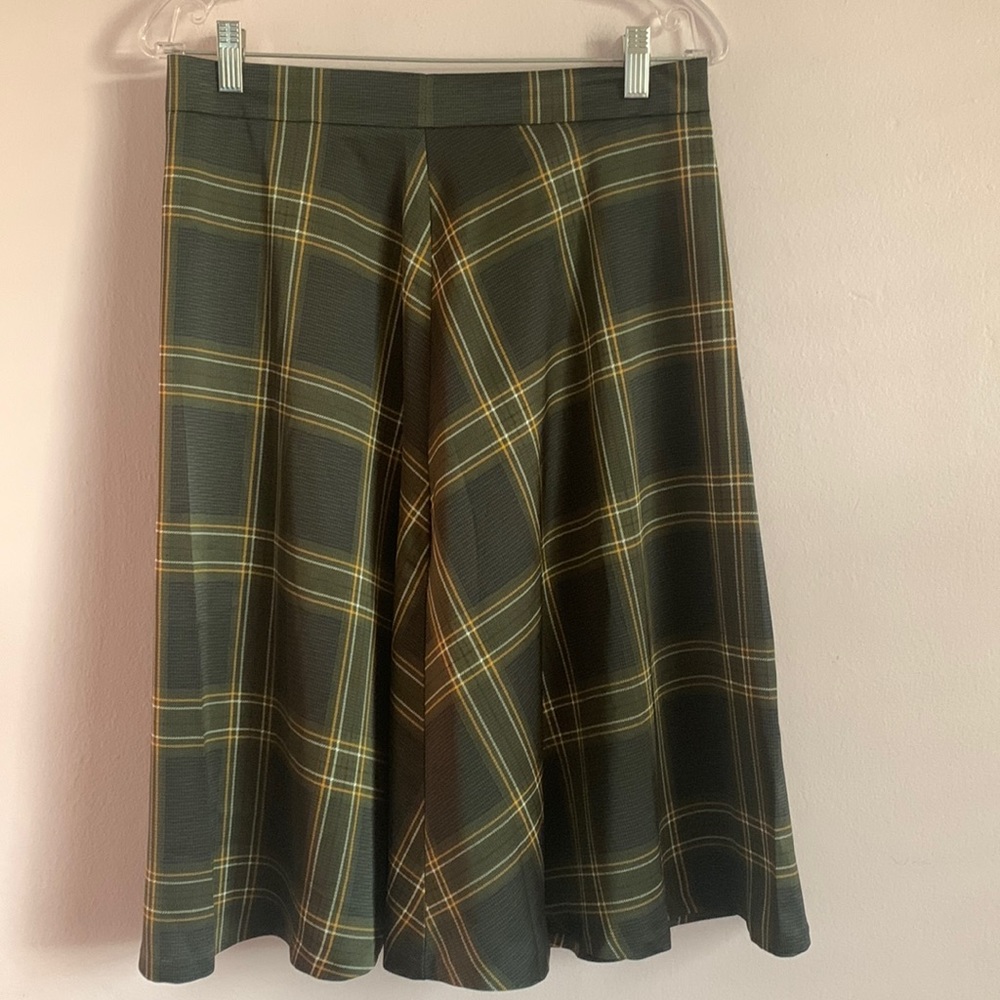 NWT Ann Taylor Plaid Skirt Size 8P